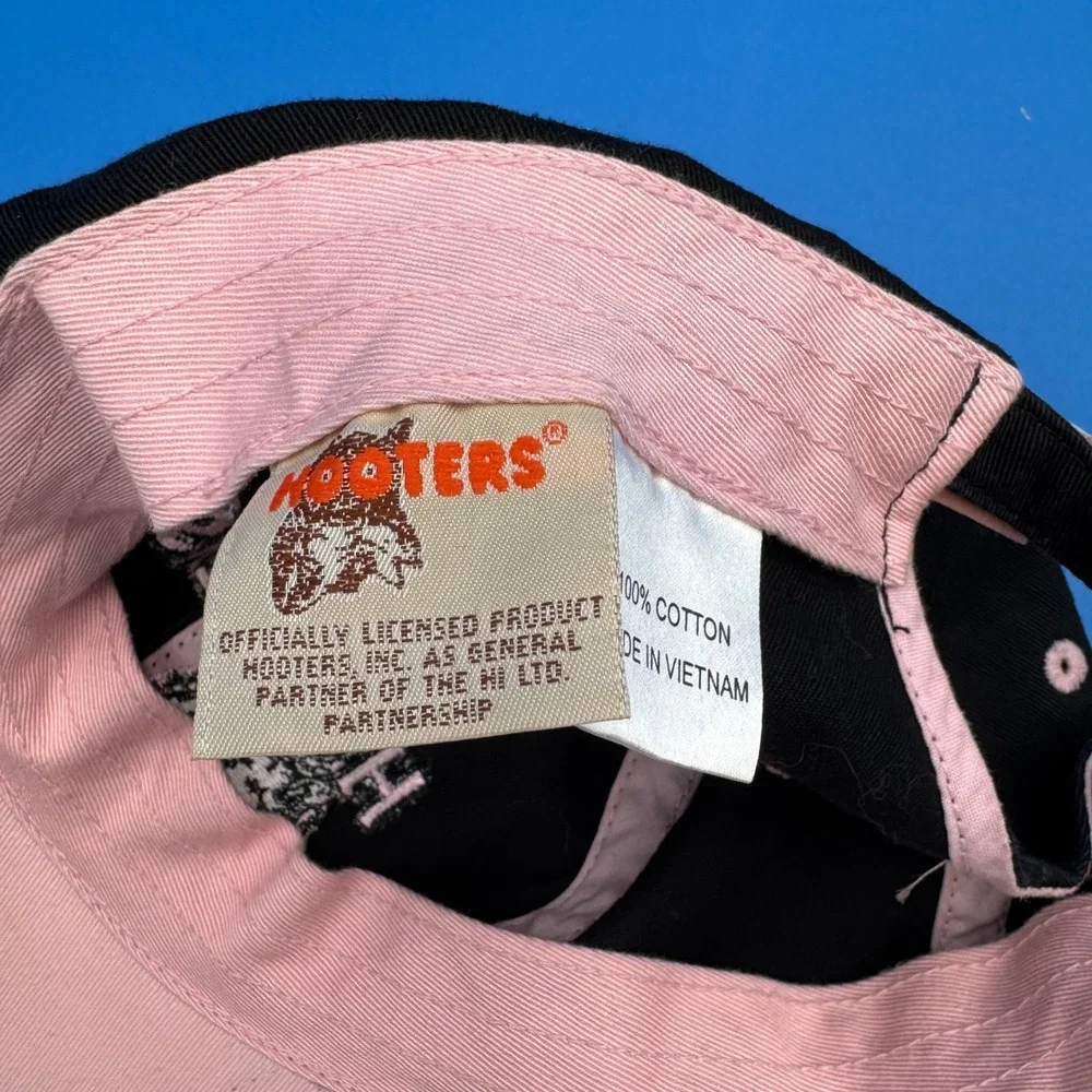Hooters Tampa Baseball Cap Black Pink Embroidered Owl Logo Adjustable Cotton‎